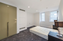 Load image into Gallery viewer, 2 Bed Flat, Eagle Point, EC1V
